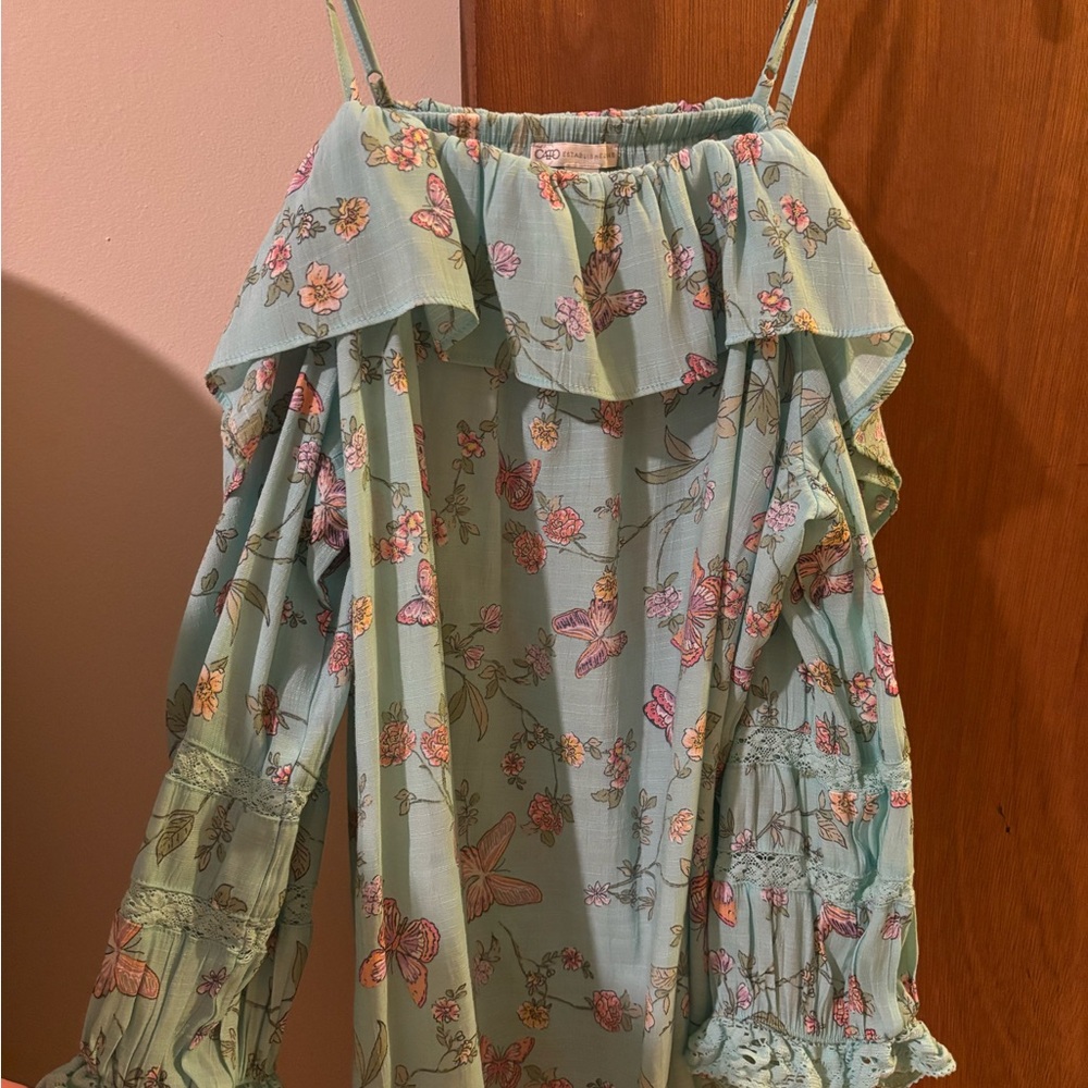 Women’s Cato Mint Green Butterfly Floral Ruffle Blouse Size Large NWOT